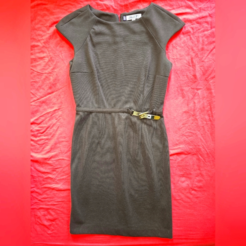 Jennifer Lopez Green Sheath Dress with Cap Sleeves